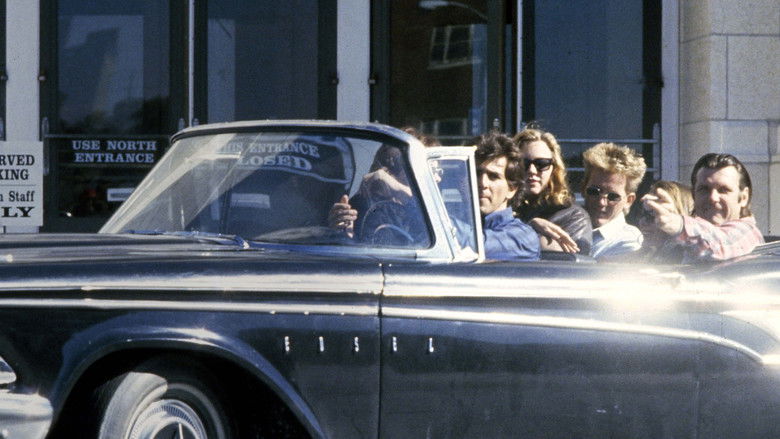 кадр из фильма Slipping Into Darkness