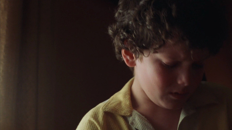 кадр из фильма Сердца в Атлантиде