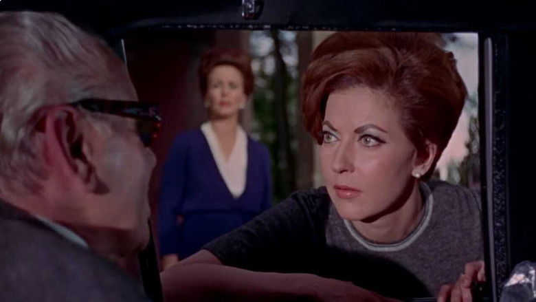 кадр из фильма Даже ветер от страха воет