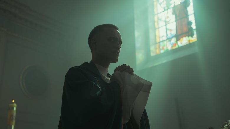 кадр из фильма Тело Христово