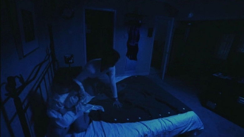 кадр из фильма Паранормальное явление: Ночь в Пекине