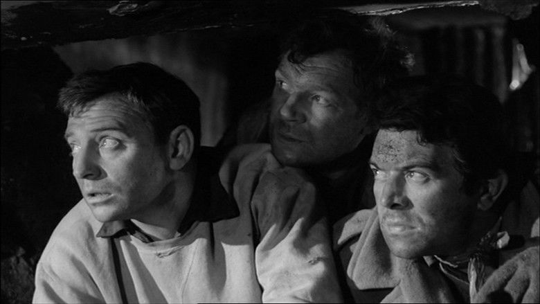 кадр из фильма Calculated Risk