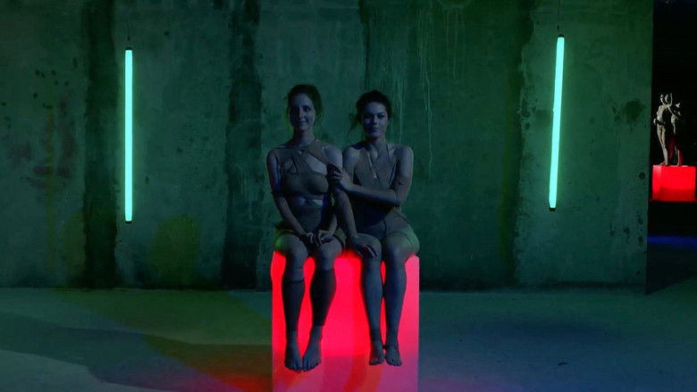 кадр из фильма Выставка