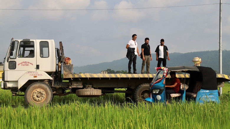 кадр из фильма Kumude Hidyo Hero Banna