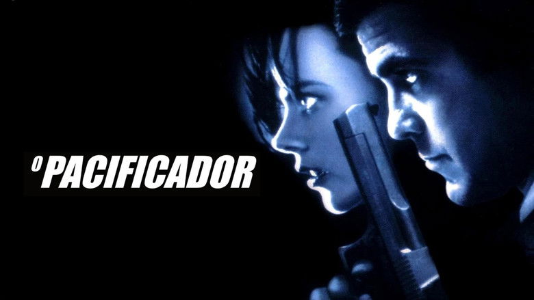 кадр из фильма Миротворец