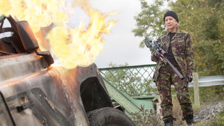 кадр из фильма РЭД 2