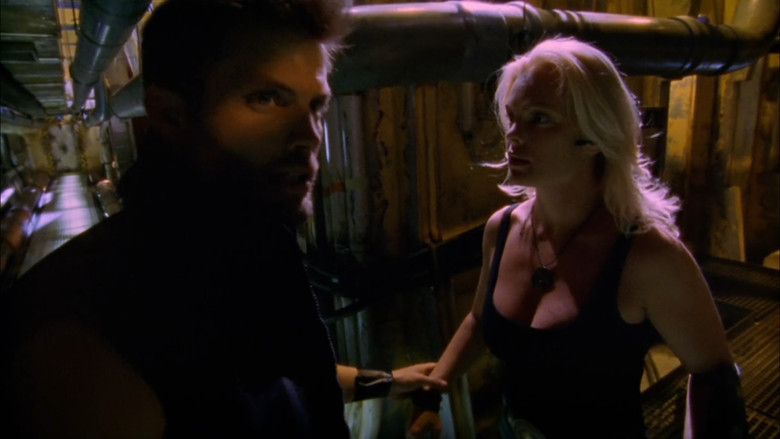 кадр из фильма Дракула 3000