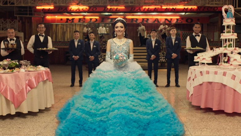 кадр из фильма Sobreviviendo mis XV