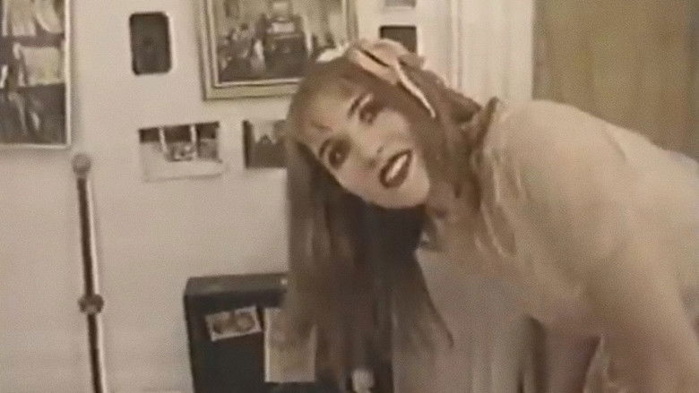 кадр из фильма Doll Crafting with Dame Darcy & Courtney Love