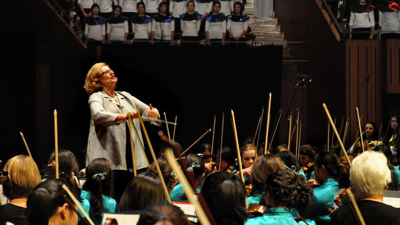 кадр из фильма Mrs Carey's Concert