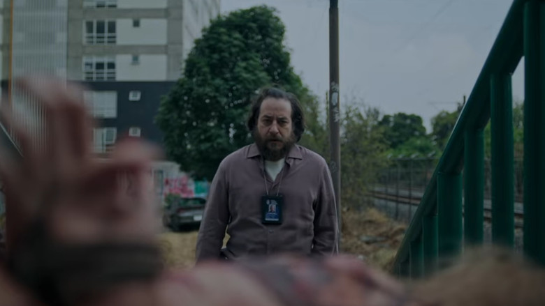 кадр из фильма Psicópata: El Asesino del Conejo Blanco