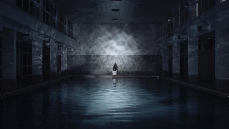 кадр из фильма Hotel Royal