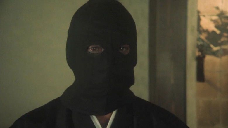 кадр из фильма Клан Инугами