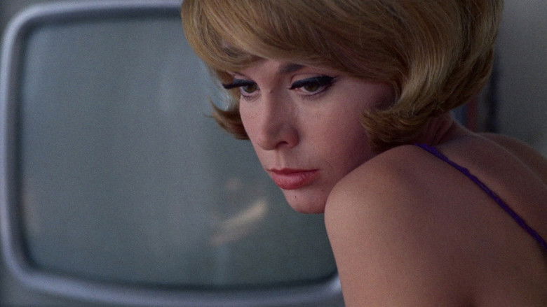 кадр из фильма Фата Моргана