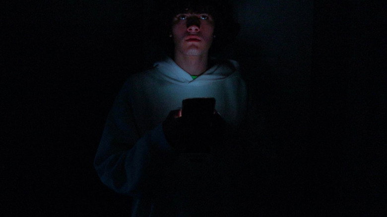 кадр из фильма A Fly On The Wall