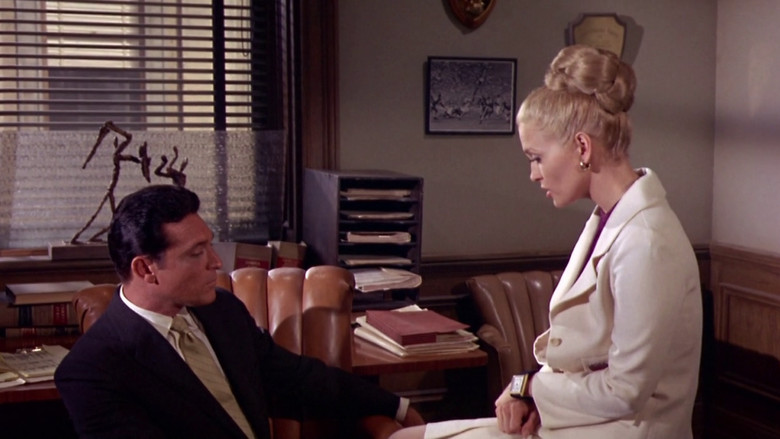 кадр из фильма Афёра Томаса Крауна