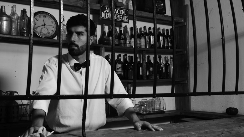 кадр из фильма Danza Macabra