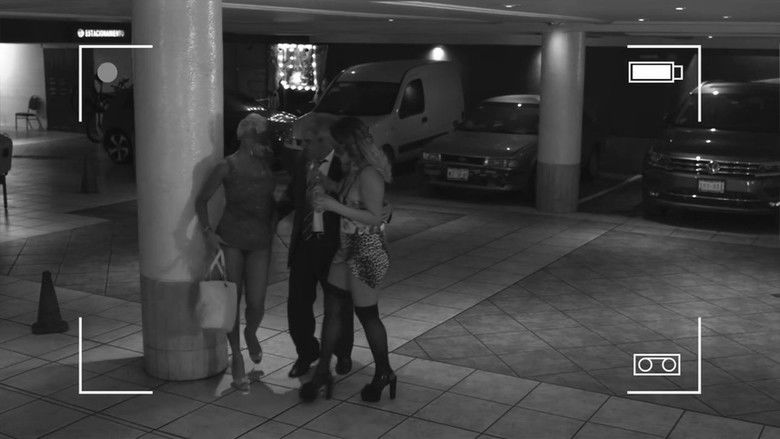 кадр из фильма Peligrosa tentación 5