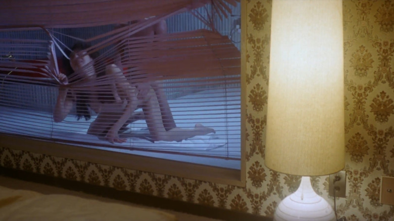 кадр из фильма 天使のはらわた 赤い眩暈