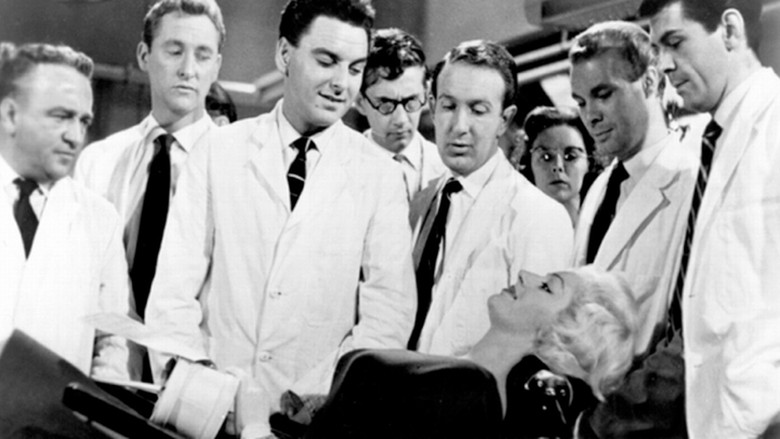 кадр из фильма Dentist in the Chair