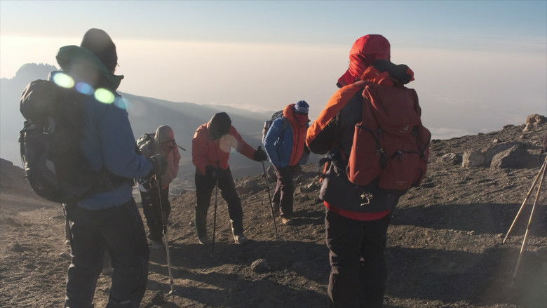 кадр из фильма Kilimandscharo - diesmal mit Krücken