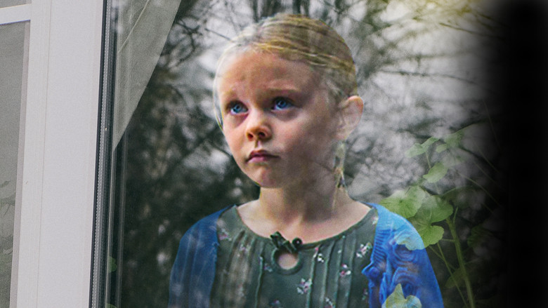 кадр из фильма Possessing Piper Rose