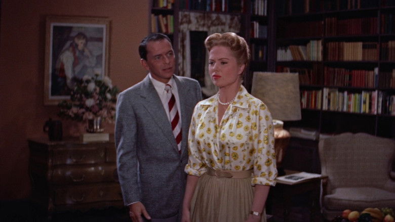 кадр из фильма И подбежали они