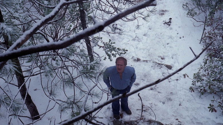 кадр из фильма Ужасный дом на холме