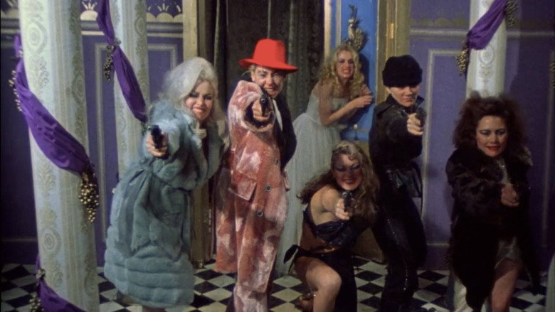 кадр из фильма Desperate Living