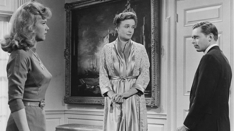 кадр из фильма The Crowded Sky