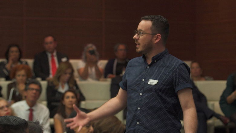 кадр из фильма El monaguillo, el cura y el jardinero