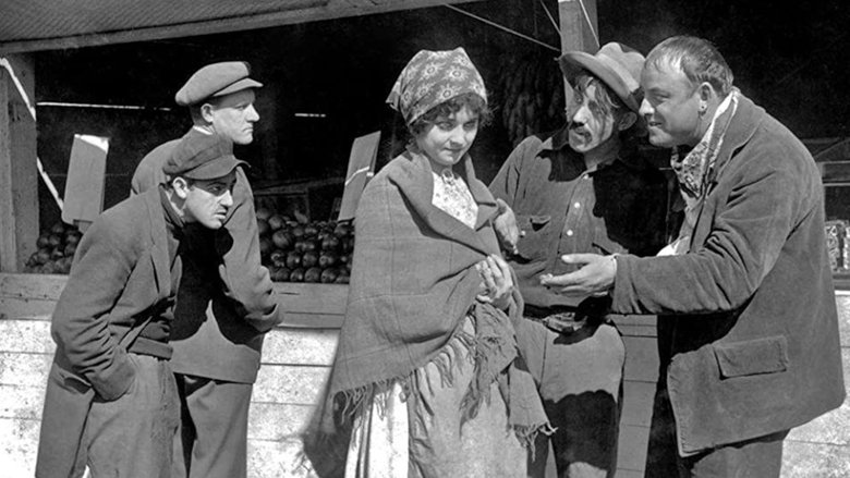 кадр из фильма From Italy's Shores