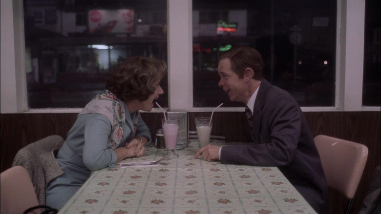 Дверь в дверь