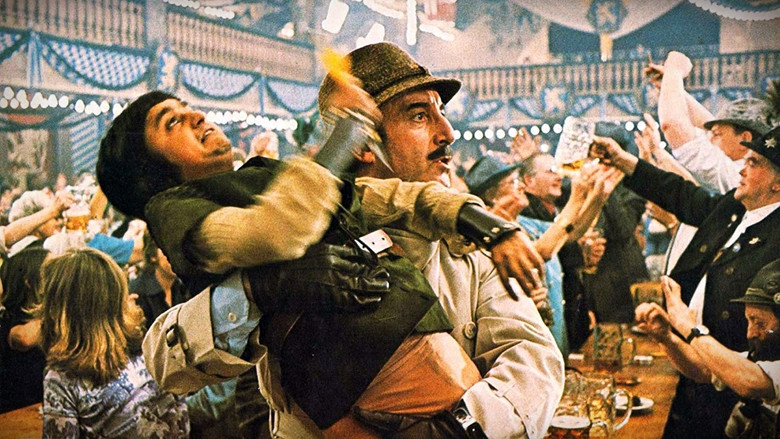 кадр из фильма Розовая пантера наносит ответный удар