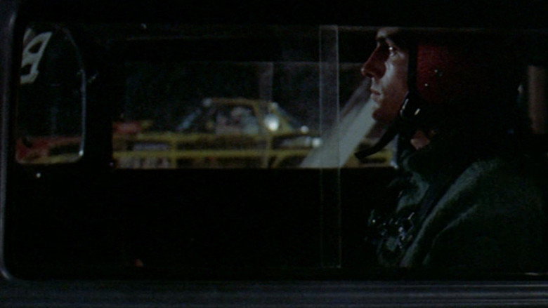 кадр из фильма Двухполосное шоссе