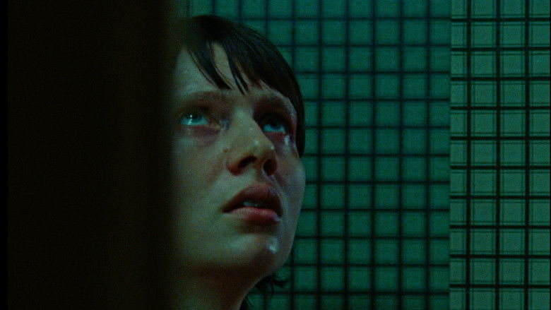 кадр из фильма Stains