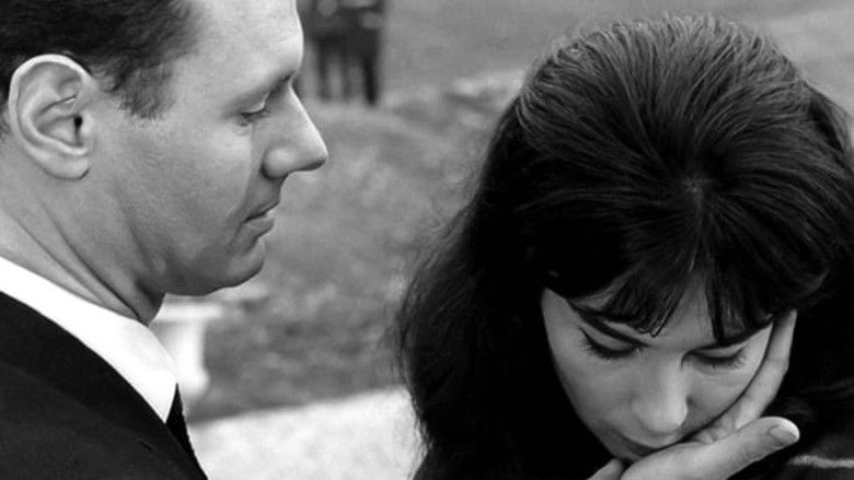 кадр из фильма Ophélia