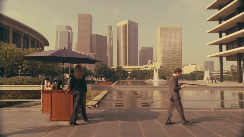 кадр из фильма Kissing Strangers