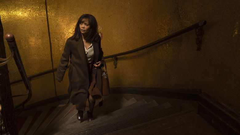 кадр из фильма Все старые ножи