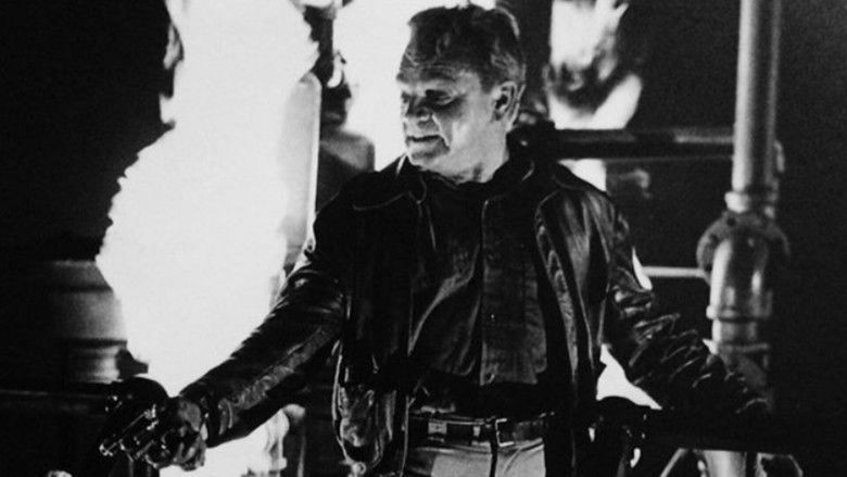 кадр из фильма Белая горячка