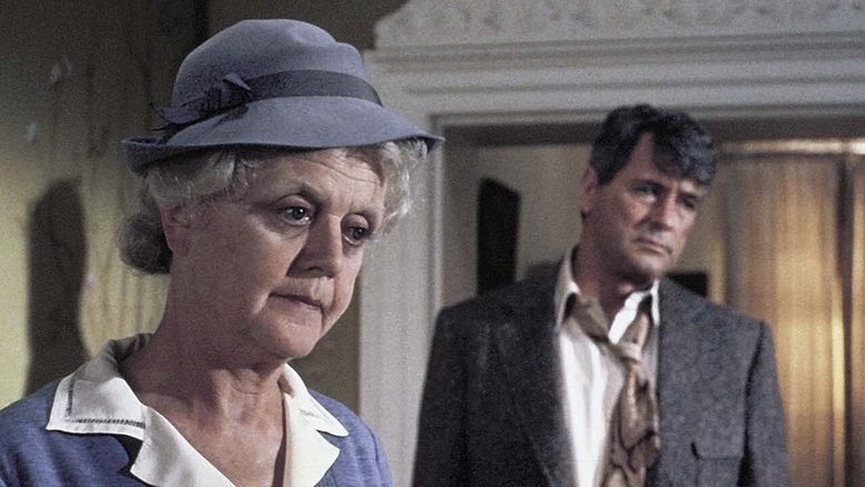 кадр из фильма Зеркало треснуло