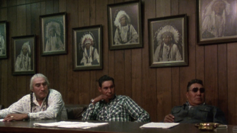 кадр из фильма Standing Alone