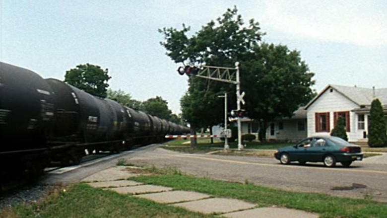 кадр из фильма RR