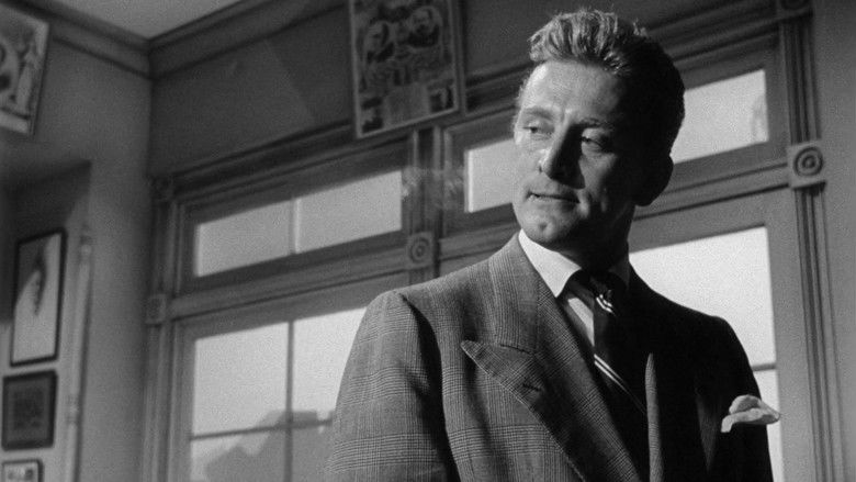 кадр из фильма Туз в рукаве