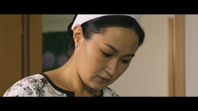 кадр из фильма Улаан пальто