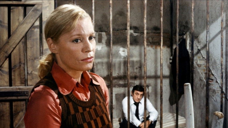 кадр из фильма Клетка