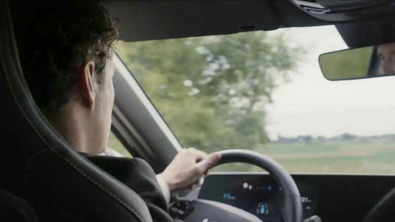 кадр из фильма Abus de pouvoir