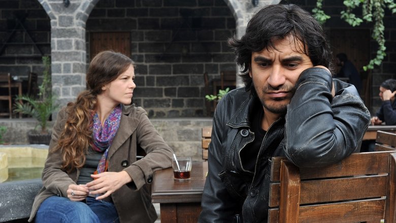 кадр из фильма Будущее длится вечно