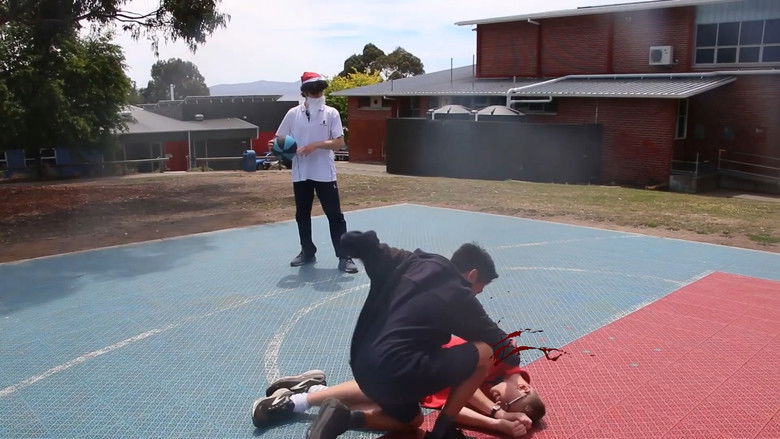 кадр из фильма DUNCAN HOOPS & SIMON NETS & GREG BASKETS